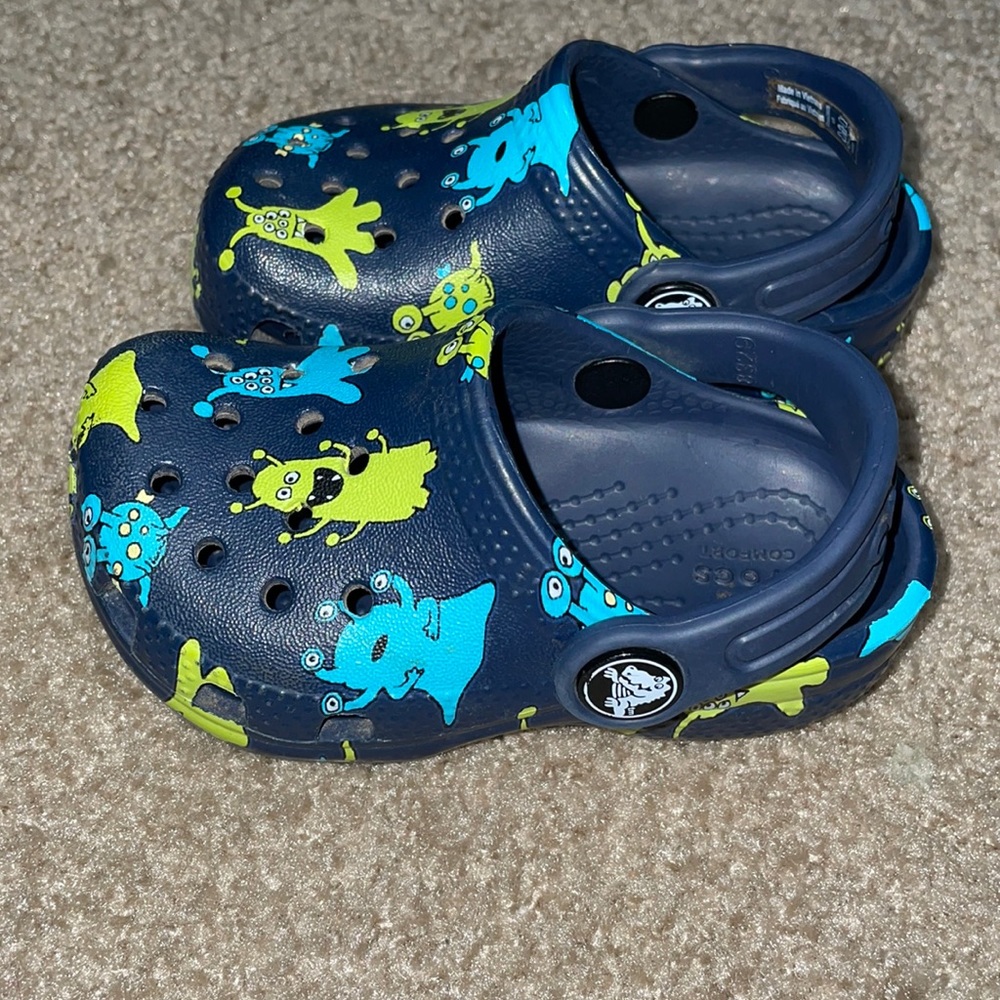 Crocs
